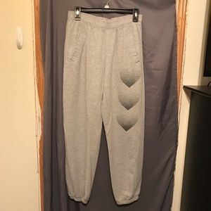🖤Gray Sweatpants w/ 3 hearts🖤